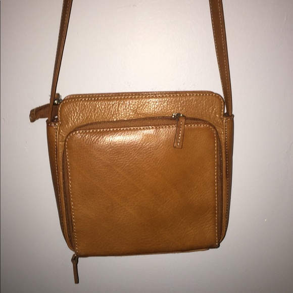 FOSSIL 😍AUTHENTIC FOSSIL PURSE 👛 - Picture 3 of 6